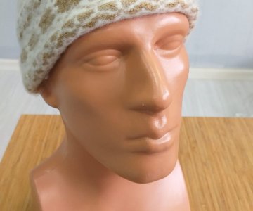 YÜN ÖRME HACI TAKKESİ 